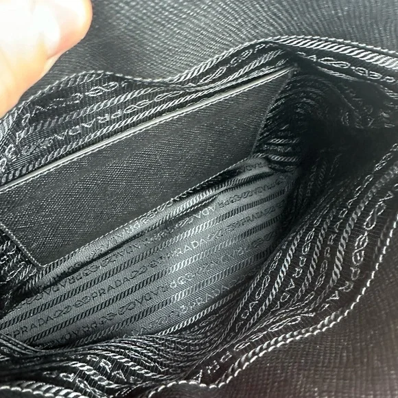 PRADA LEATHER 2-WAY GALLERIA SATCHEL BLK - Picture 15 of 16